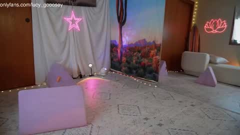 Lucy. online show from September 17, 8:43 pm