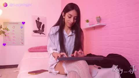 Luciana online show from March 20, 2:27 am