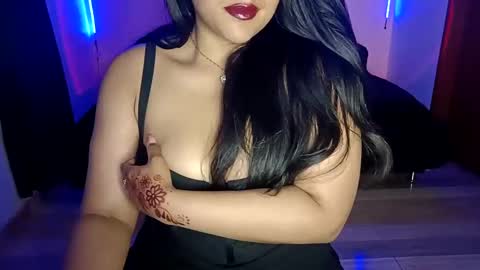 Snapshot of lucy_kanne chatting on February 3, 3:09 am Lucy online show from February 3, 3:09 am