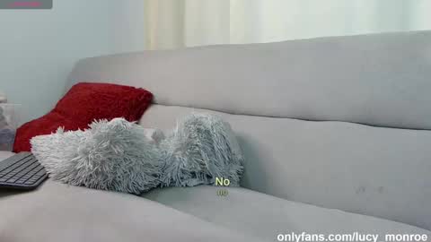 Lucy online show from October 20, 10:54 pm