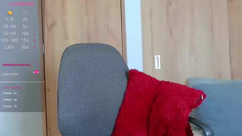 Lucy online show from March 30, 11:17 pm