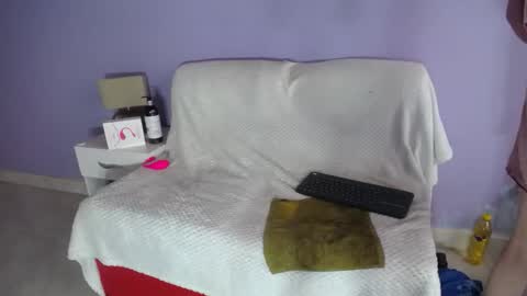  SleepyAbuela online show from March 10, 3:28 pm