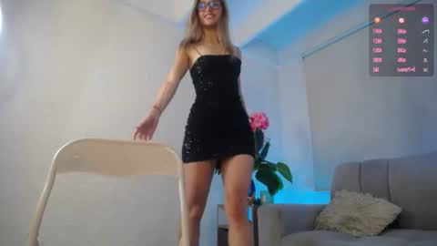 Snapshot of lucy_priincess chatting on June 11, 12:32 am lucy online show from June 11, 12:32 am