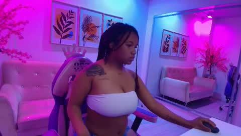 Lucy  online show from November 17, 11:16 am