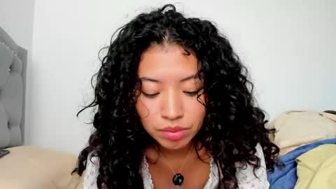Snapshot of lucygarciia chatting on May 14, 3:52 pm Lucy online show from May 14, 3:52 pm
