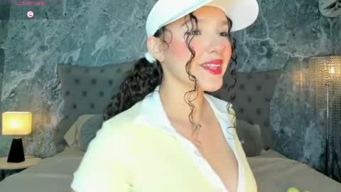 Snapshot of lucylovelyy1 chatting on July 16, 2:39 am Lucy online show from July 16, 2:39 am