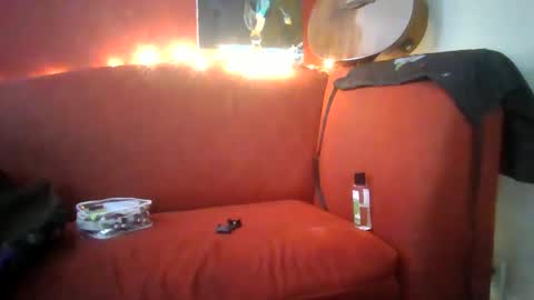 Snapshot of lucyloveslookers78240 chatting on January 16, 4:17 am Lucy Loves Lookers online show from January 16, 4:17 am