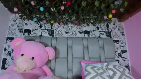 Snapshot of lucyrosse_ chatting on May 10, 11:26 am Lucy online show from May 10, 11:26 am