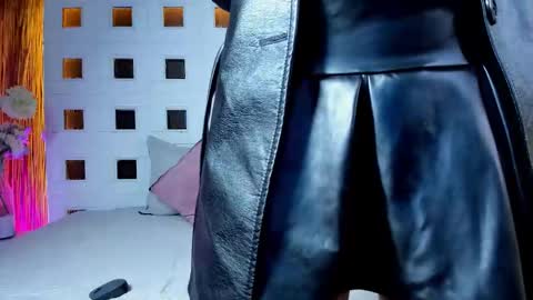 Lucy Liiu online show from February 7, 8:34 pm