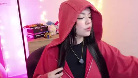 LUCYY FROM HOME  online show from November 9, 11:58 pm