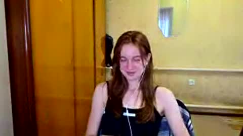 Snapshot of lucyzachar chatting on May 7, 6:08 am Sofia online show from May 7, 6:08 am