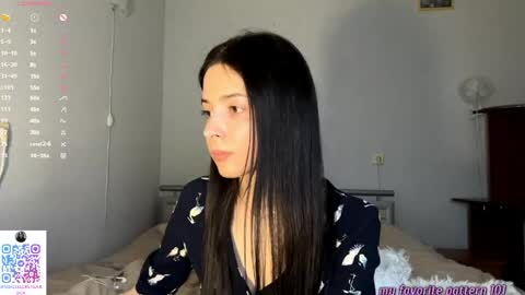 Snapshot of ludivinablice chatting on April 30, 4:46 pm Mika online show from April 30, 4:46 pm