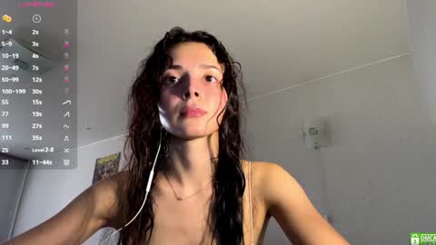 Snapshot of ludivinablice chatting on July 17, 1:18 pm Mika online show from July 17, 1:18 pm
