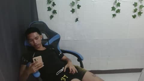 lui_the_fucker online show from October 24, 11:34 pm