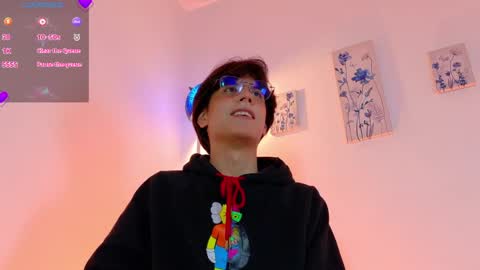 Lui online show from March 31, 3:52 am