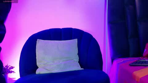 Lui online show from April 17, 4:04 am