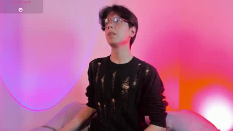 Lui online show from June 5, 10:26 pm