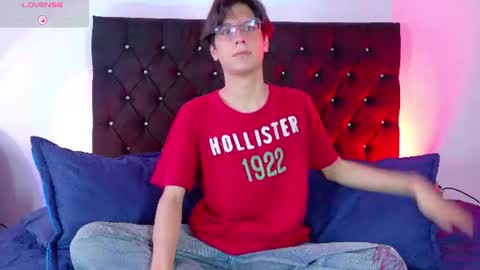Lui online show from July 2, 8:26 pm