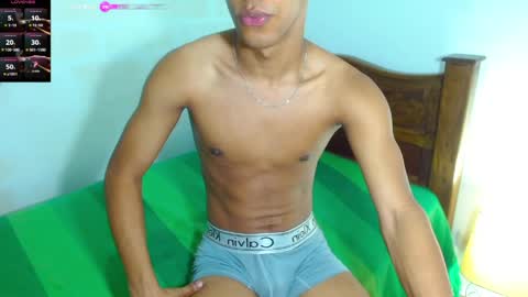 Snapshot of luigiluxs chatting on May 19, 4:08 am MY NAME IS LUIGI online show from May 19, 4:08 am