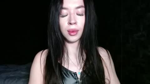 luisa lovedom online show from May 16, 12:07 am
