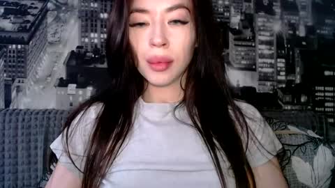 luisa lovedom online show from July 3, 6:31 am
