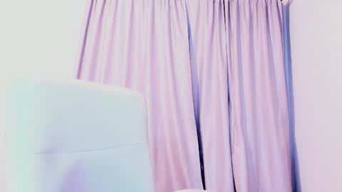Snapshot of luisaa_diaz_ chatting on August 6, 1:29 am Luisa Diaz online show from August 6, 1:29 am