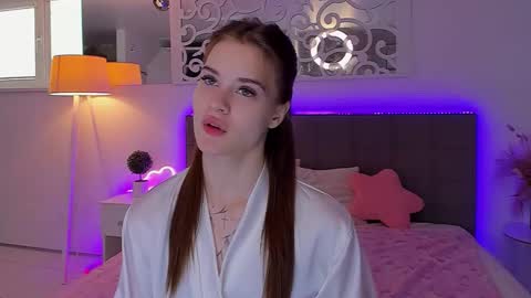 Snapshot of luisaclover chatting on April 28, 12:32 pm LuisaClover online show from April 28, 12:32 pm