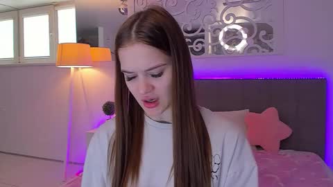Snapshot of luisaclover chatting on April 29, 12:31 pm LuisaClover online show from April 29, 12:31 pm