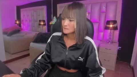 Luisa  online show from February 18, 3:41 pm