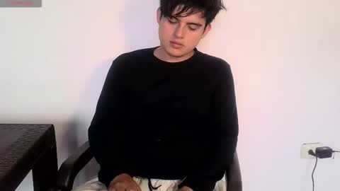 Snapshot of luisk200 chatting on February 24, 2:04 pm Luis S Kennedy online show from February 24, 2:04 pm