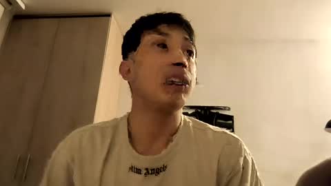 lukas_1417 online show from December 28, 3:15 am