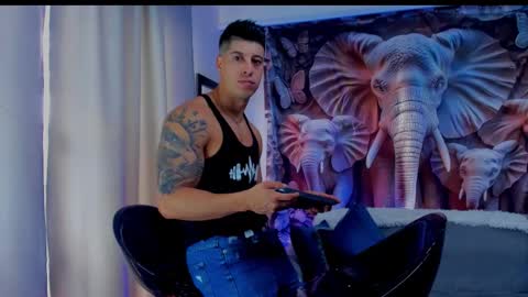 Lukas Green online show from October 12, 6:29 pm