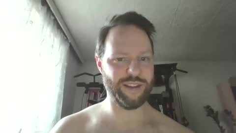 Snapshot of luke91_t chatting on February 25, 2:59 pm luke91_t online show from February 25, 2:59 pm