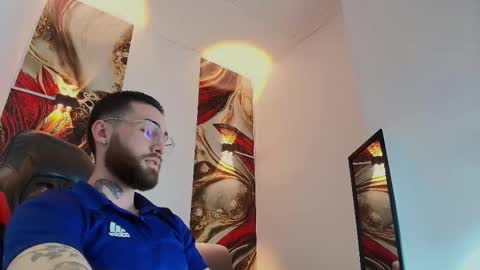 LUKE online show from November 18, 1:26 pm