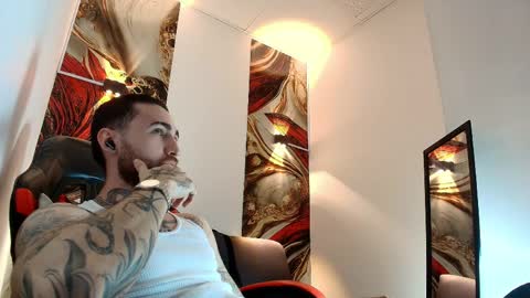 LUKE online show from March 31, 1:00 pm