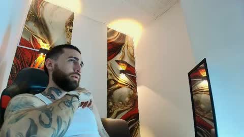 Snapshot of luke_davis01 chatting on May 12, 1:08 pm LUKE online show from May 12, 1:08 pm