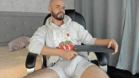 luke diaz7 online show from February 7, 1:36 am