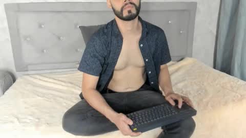 luke diaz7 online show from February 14, 11:31 pm