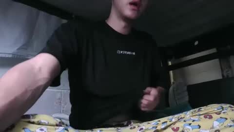 Snapshot of luke_rex chatting on January 4, 12:59 pm luke online show from January 4, 12:59 pm