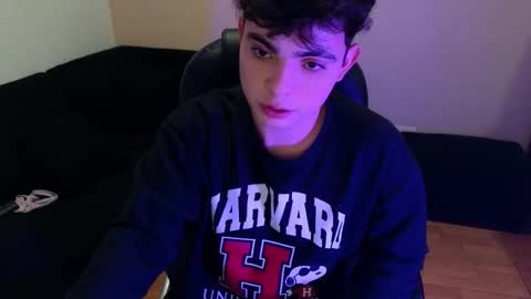 lukeboyce online show from February 4, 12:05 am