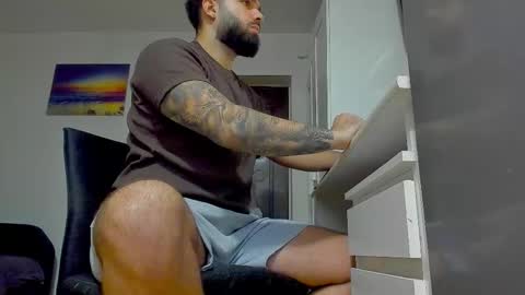 Luke online show from November 28, 1:47 pm