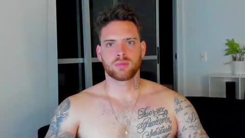 Snapshot of lukeglanton17 chatting on September 19, 3:30 am Luke online show from September 19, 3:30 am