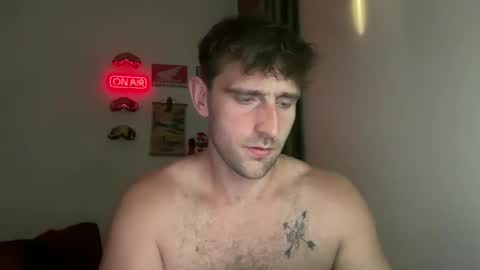 MR. Luke Gunn online show from April 14, 11:33 pm