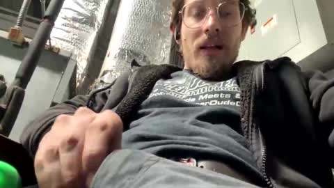 lukekibbe27 online show from November 23, 3:39 am