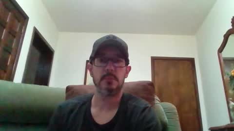 Snapshot of lukz88bigcock chatting on September 11, 11:16 pm Luke online show from September 11, 11:16 pm