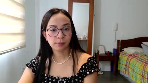 Luli online show from March 27, 1:22 pm