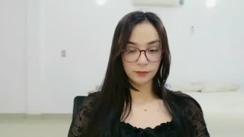Luli online show from June 24, 11:42 am