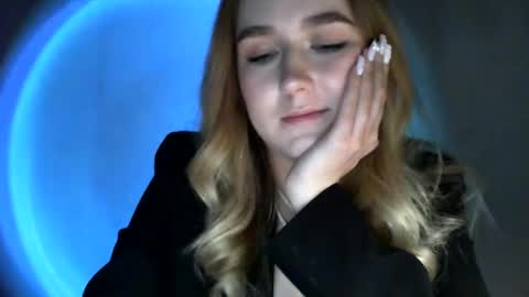 Lulu Baby18 online show from February 5, 10:33 pm