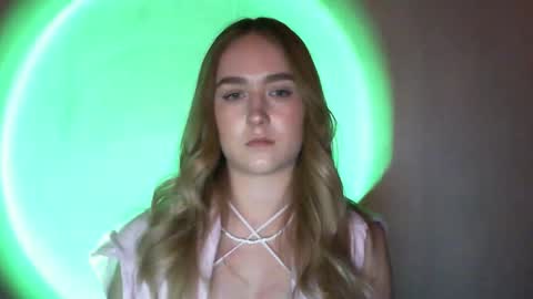 Lulu Baby18 online show from February 11, 3:51 pm