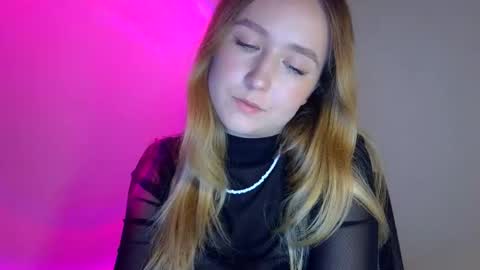 Lulu Baby18 online show from October 3, 9:23 pm